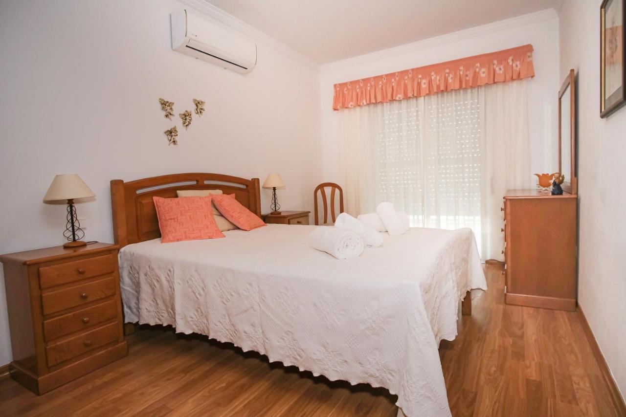Apartamento T2 Em Condominio Fechado. アルブフェイラ エクステリア 写真