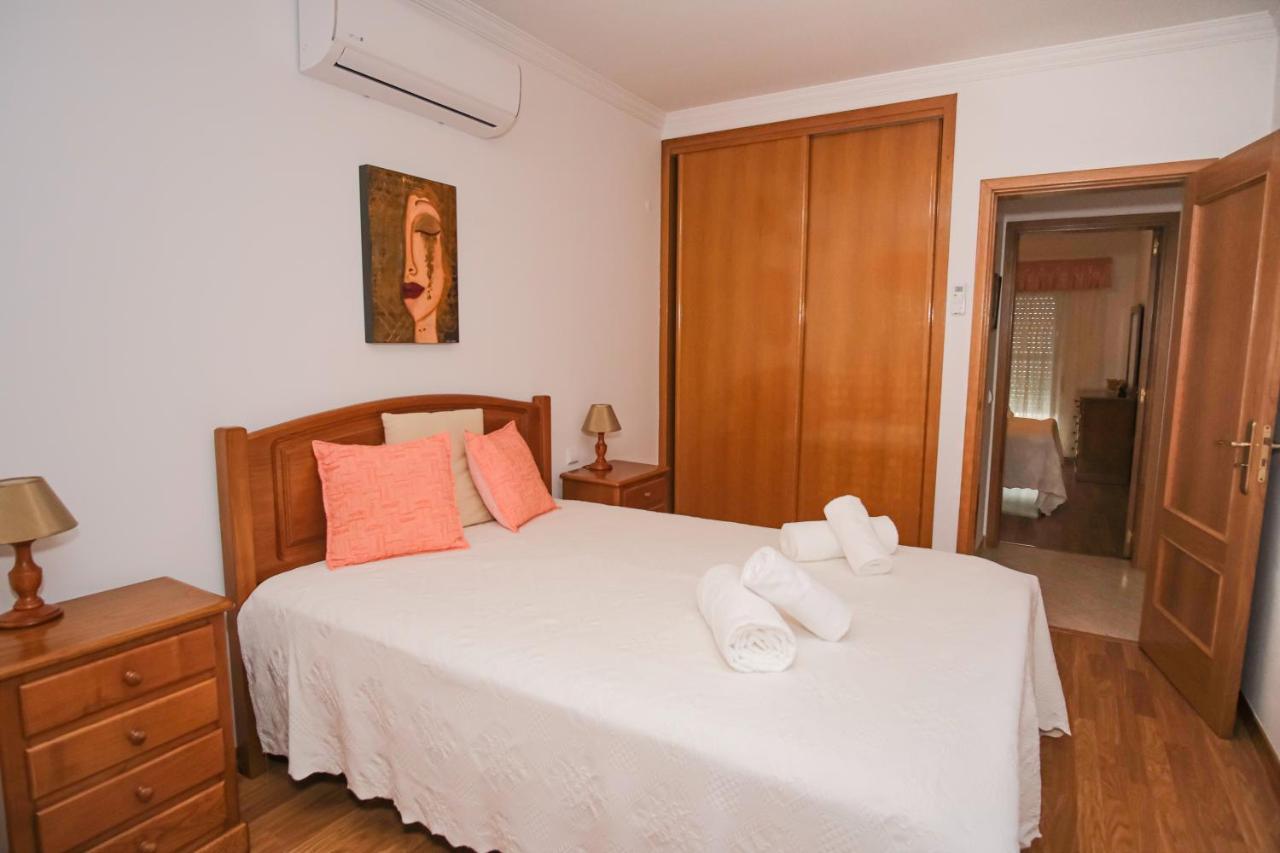Apartamento T2 Em Condominio Fechado. アルブフェイラ エクステリア 写真